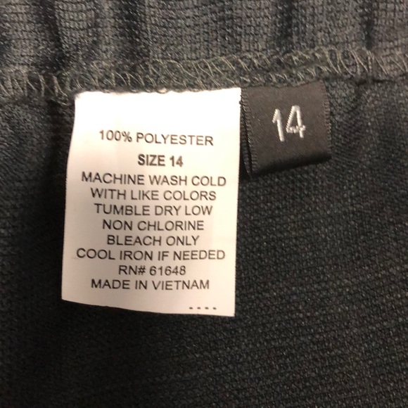 Women’s Charcoal Gray Suit - Jacket And Pants - Picture 5 of 7